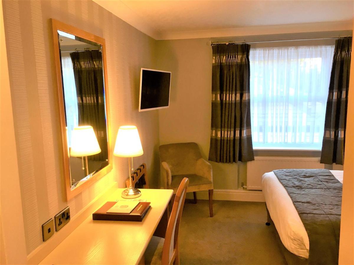 Astley Bank Hotel Darwen Esterno foto