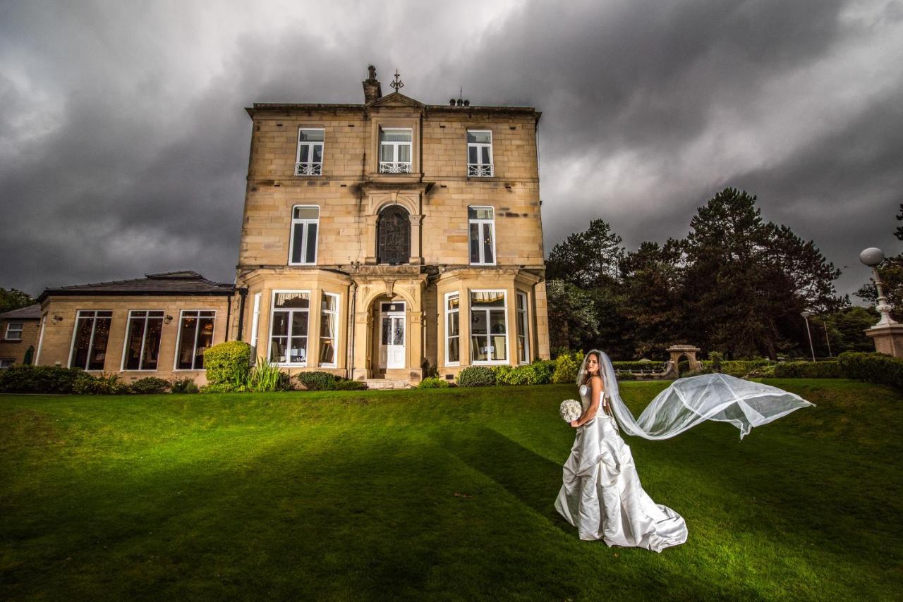 Astley Bank Hotel Darwen Esterno foto