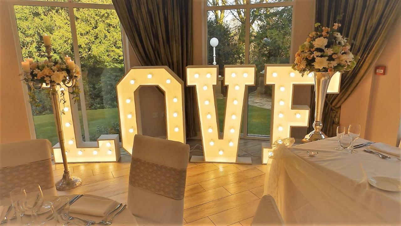 Astley Bank Hotel Darwen Esterno foto