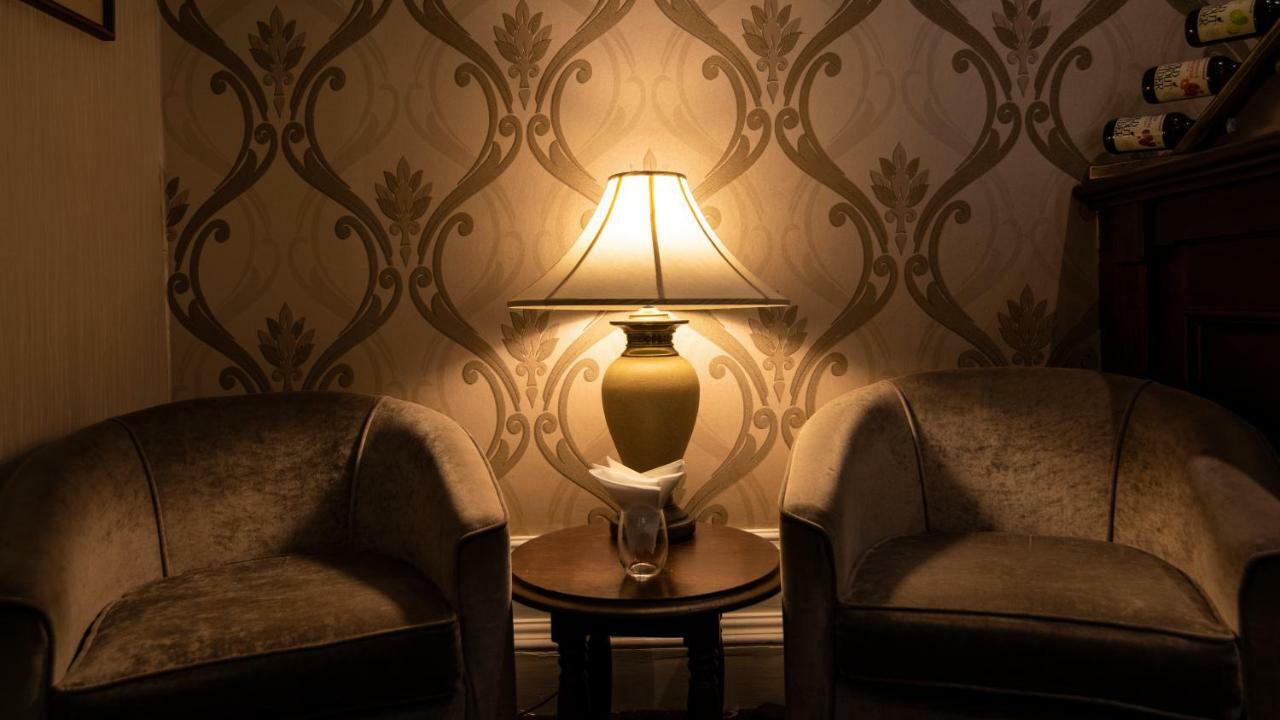 Astley Bank Hotel Darwen Esterno foto