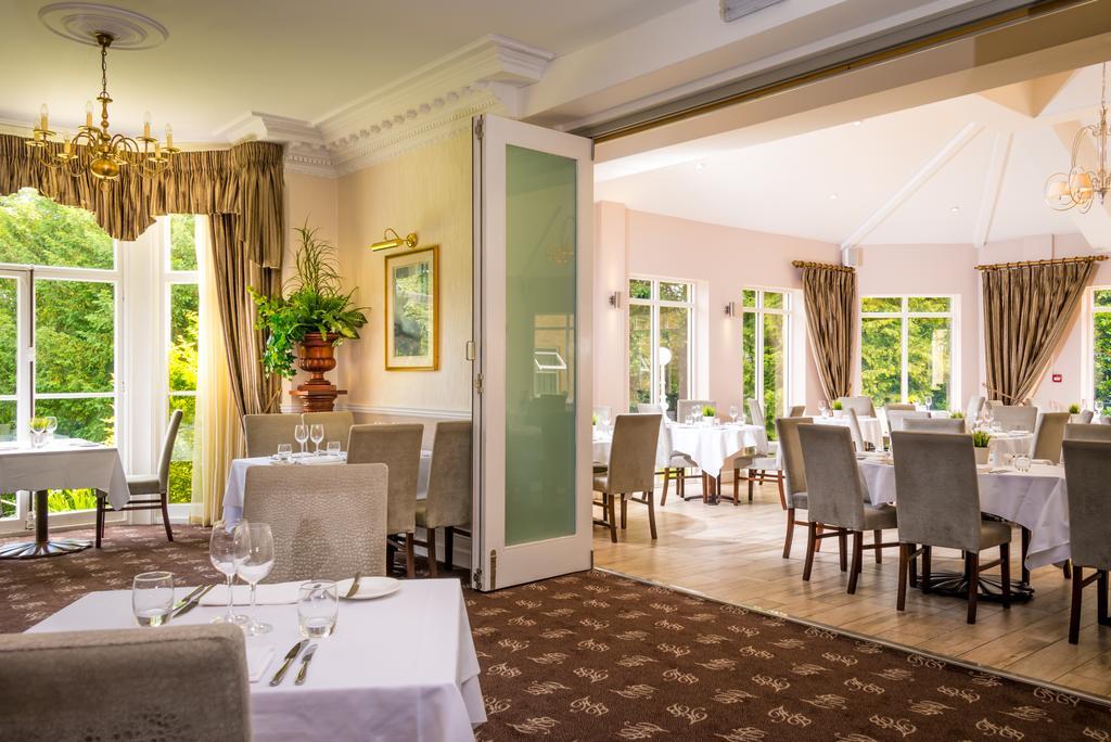 Astley Bank Hotel Darwen Esterno foto